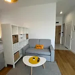 R House - Brand New With Patio And Garage