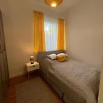 Апартаменты R House - Brand New With Patio And Garage