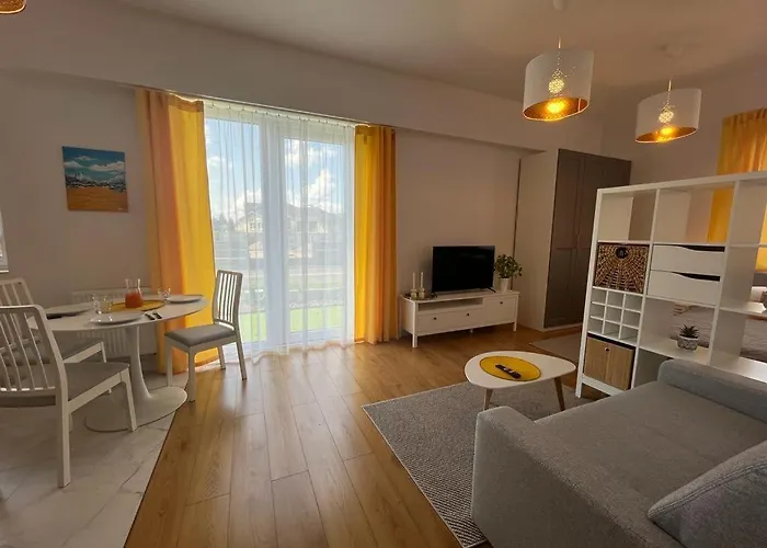 شقة R House - Brand New With Patio And Garage