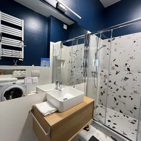 R House - Brand New With Patio And Garage Appartement Varsovie